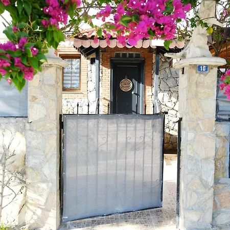 Liman Villa *